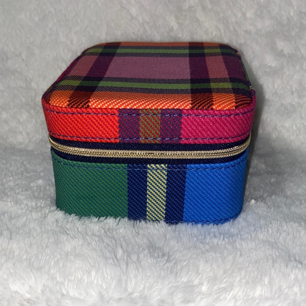 Kate Spade"Grand Plaid Duo" Jewelry Organizer - Picture 4 of 13